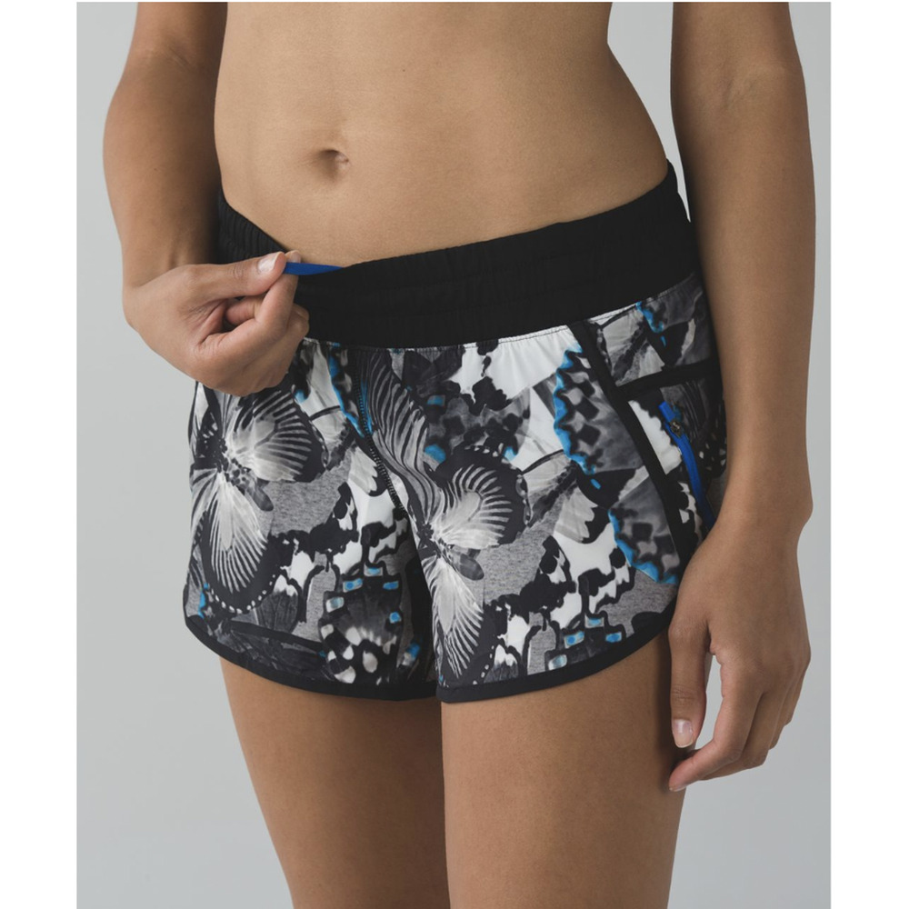 Lululemon Tracker Shorts 8 Exploded So Fly Butterfly Angel Wing Black Running - Picture 10 of 12